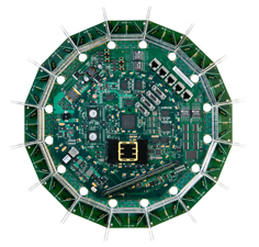 XR-762x and XR-763x Sixteen multi-state, pluggable radio modules 